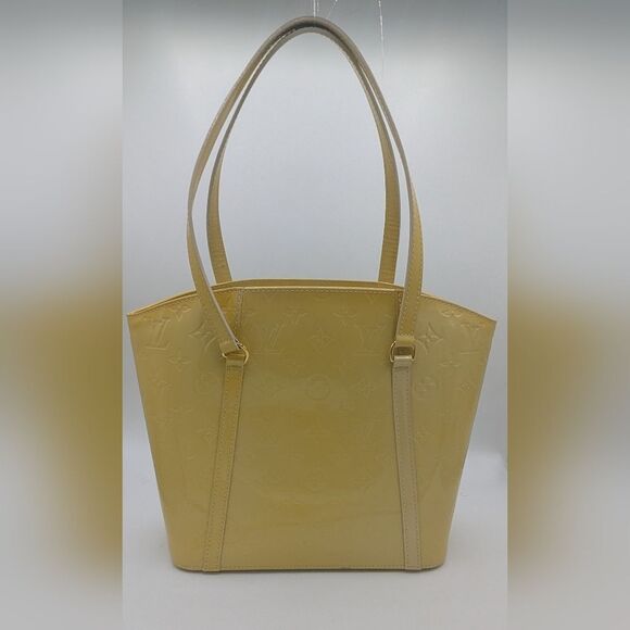 Louis Vuitton Handbags - Louis Vuitton Vernis Avalon MM